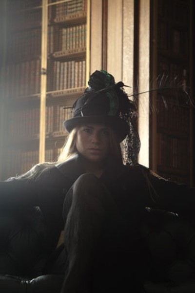 Longleat Heloise Os incríveis chapéus londrinos da brasileira Cristina Eastwood