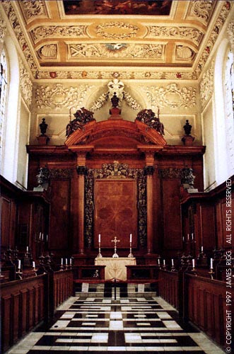 Trinity college capela altar