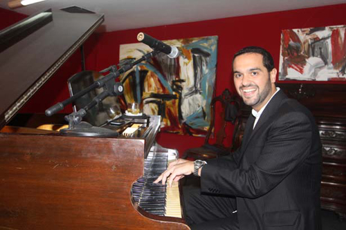 Horacio-IMG_8976 CANJA DE RAFAEL DIREITO NO PIANO